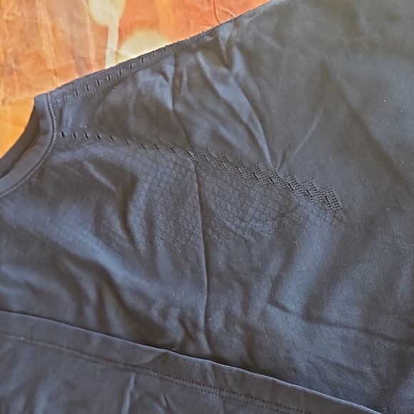 XS Athleta gym tank top - Picture 4 of 6